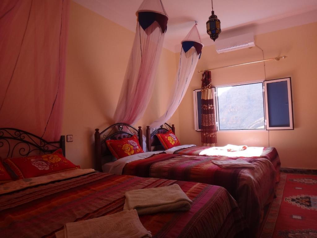 Maison D'Hotes Le Ciel Bleu Tinghir Kamer foto